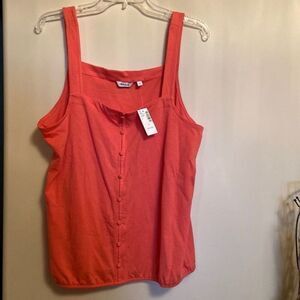 ⭐️NWT Reitmans tank